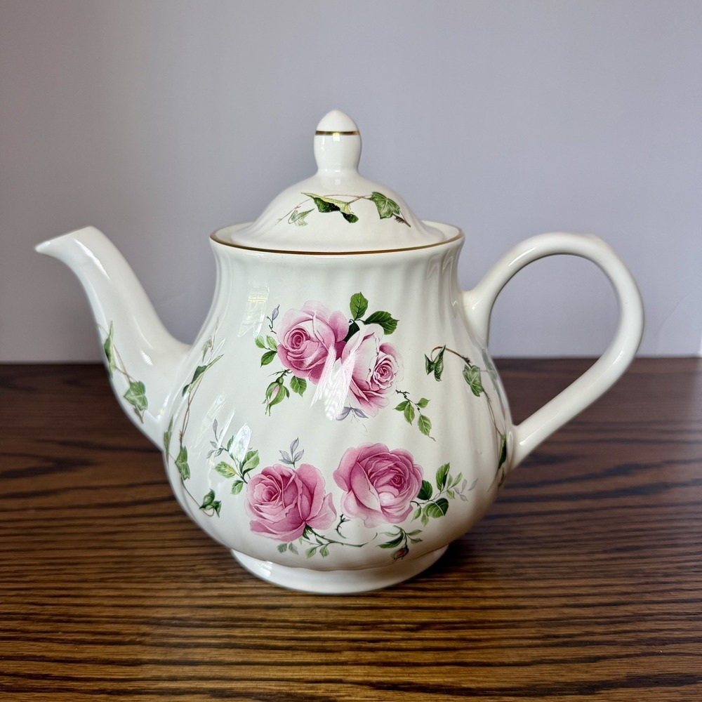 Vtg Arthur Wood & Son England 6605 Teapot With Lid Roses Pink Red